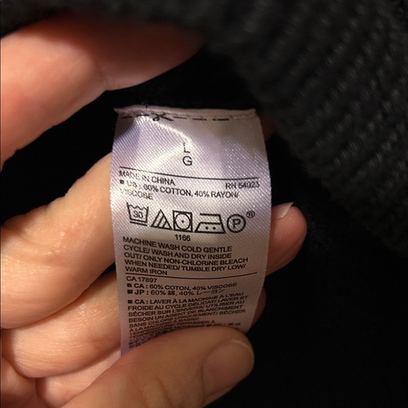 Banana Republic Black Knit bell sleeve sweater. 100 % cotton. - Picture 3 of 5